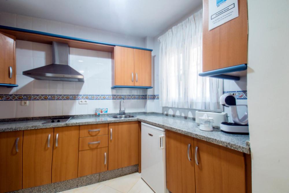 Apartamentos Amat - Only Adult - Playa El Bajondillo Torremolinos Luaran gambar